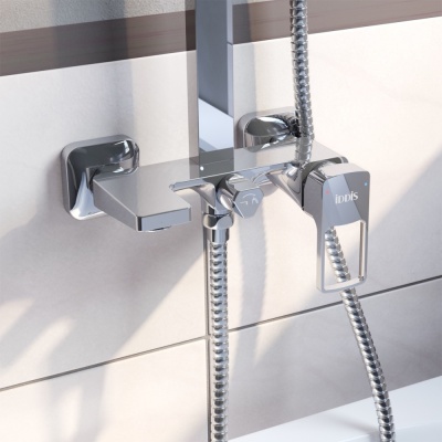 Смеситель для ванны с верхним душем Iddis Bild BILSB1Fi06. Распродажа Образец