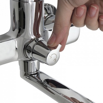 Смеситель для ванны с длинным изливом Iddis Sena SENSBL2i10WA. Акция. Распродажа Образец