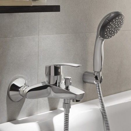 Смеситель для ванны Grohe Eurosmart 33302002 с душевым гарнитуром